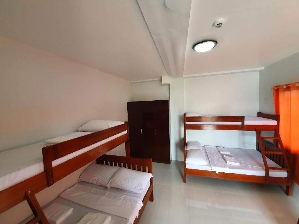 Albergue Lufian Dormitel Dumaguete City Exterior foto